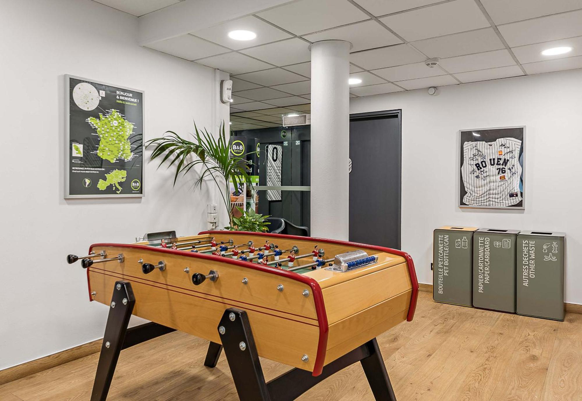 B&B Hotel Rouen Centre Rive Droite Екстериор снимка